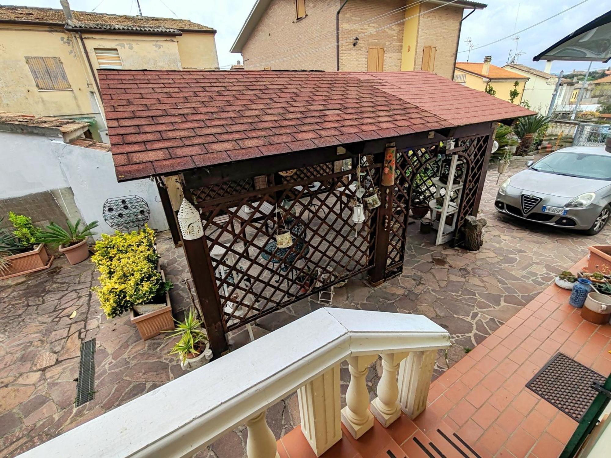 B&B A Casa Di Mael San Costanzo Extérieur photo