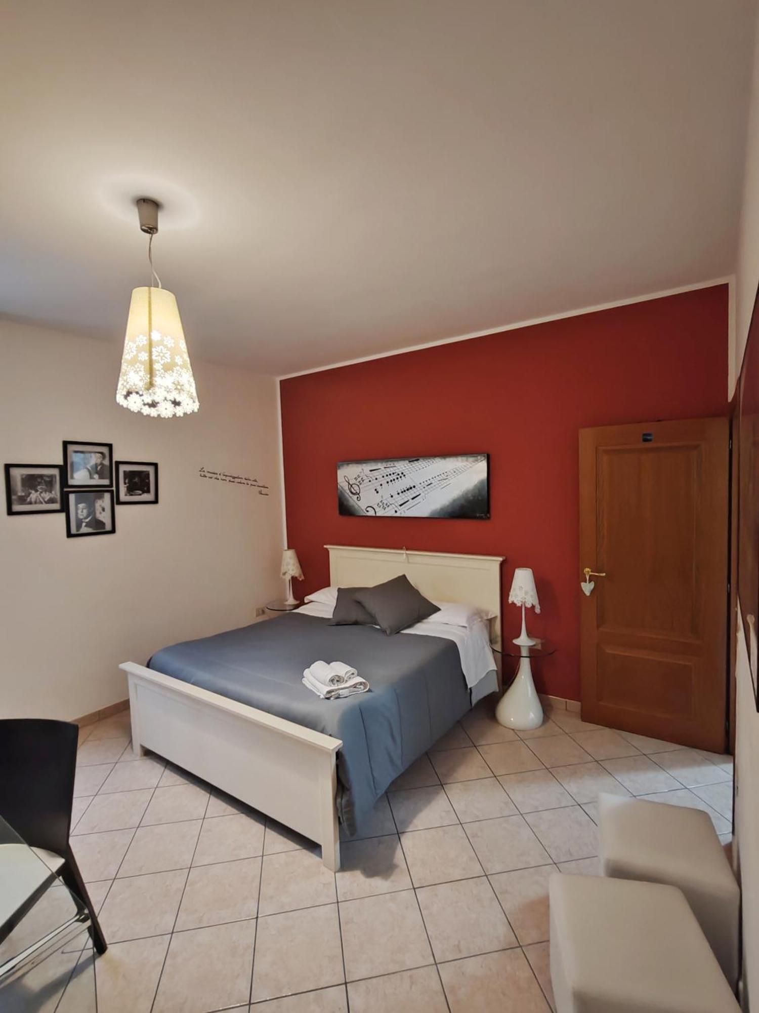 B&B A Casa Di Mael San Costanzo Extérieur photo