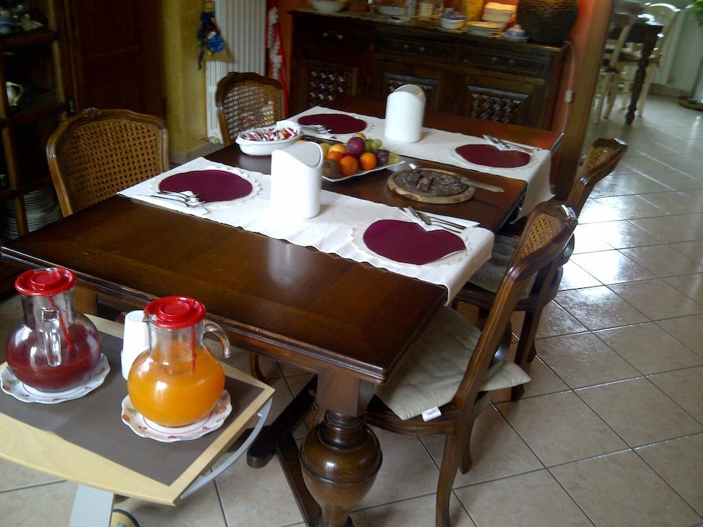 B&B A Casa Di Mael San Costanzo Extérieur photo