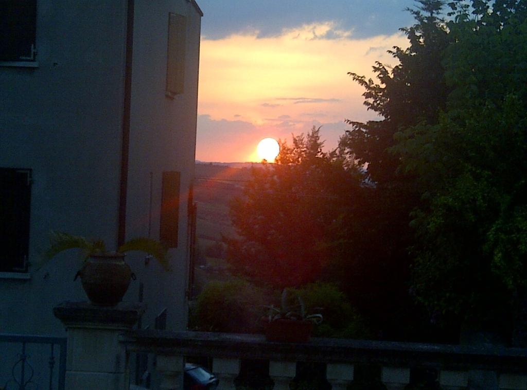 B&B A Casa Di Mael San Costanzo Extérieur photo